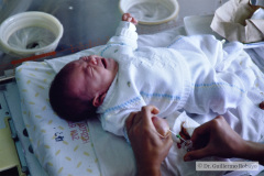 toma-muestra-laboratorio-dorso-mano-000