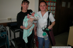 transporte-neonatal-criollo-bala-oxigeno-portatil-000